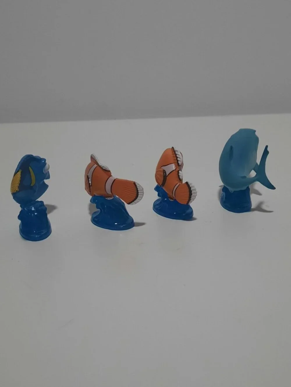 Disney Pixar Finding Nemo Micro Collection Figures Lot Bruce, Nemo, Marlin, Dory